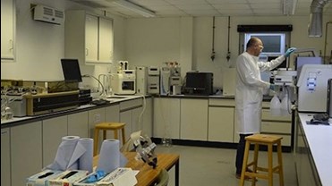Advanced chemistry lab